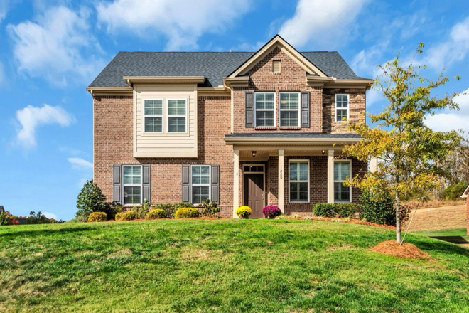 Front View - Welcome to Brentwood House
