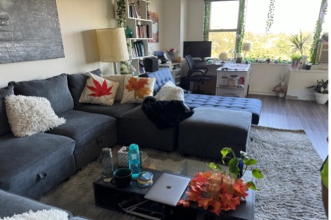 Living room - Two bedroom apartment with a great view