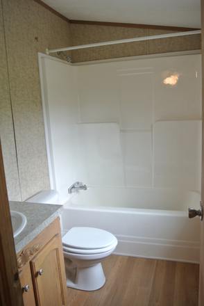 Inside - 3 bedroom 2 bath single home on 3 acres 1875.00/ mo.