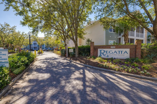 The Regatta at James Island; gated community - Regatta on James Island, luxury condo