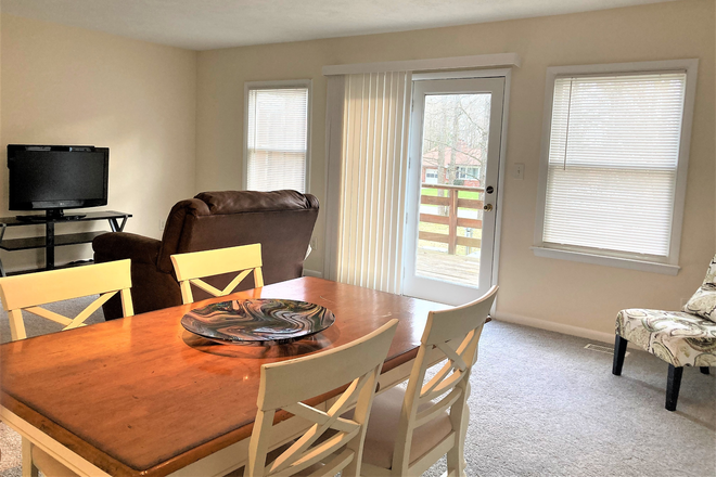 Open Concept Living Space - THOUGHTFULLY FURNISHED, FULLY EQUIPPED, UTILITIES INCLUDED, PRICED TO RENT! JUST MINUTES FROM W&M!