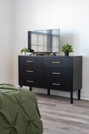 Bedroom - Kennesaw House. 3 minutes to KSU