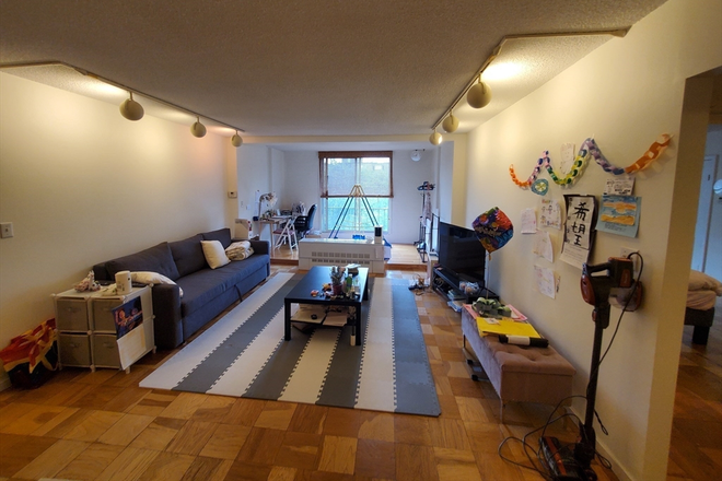 kiving room - Amazing 2 Bed / 2 Bath Condo near Harvard Med available NOW!!