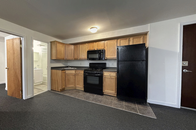 1 Bedroom - 47th Street Apartments - 1-Bedroom Apartments w/ Central Air/Heat