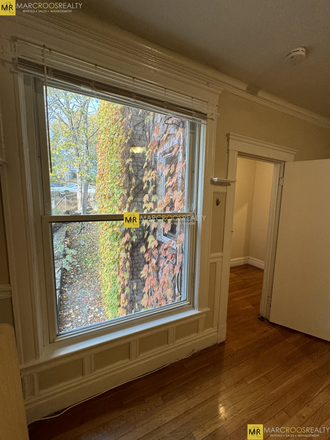 Call NOW for showings! 617-236-8600 - STRATHMORE RD - GORGEOUS & SPACIOUS BRIGHTON 3 BED W/ HEAT, HOT WTR, AND LAUNDRY! *AVAIL NOW!* Apartments