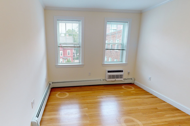 Visit hubrealtyproperties.com - Cleveland Circle, huge 2 bedroom with updated kitchen and bath, free month rent Apartments