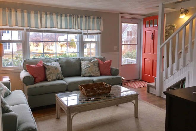 Living Room - 15 Green Acres Drive - Narragansett House