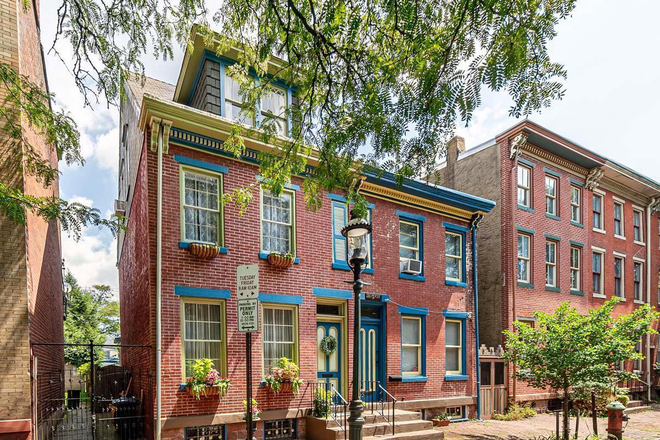Outside street view - 3BR home-Mercer St-Trenton