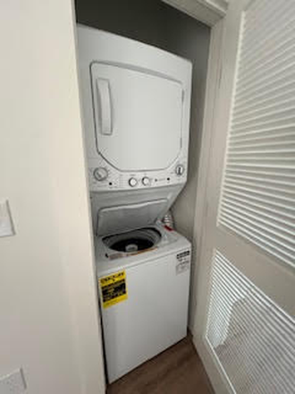 Washer/Dryer - 2BR apt-John St-Princeton