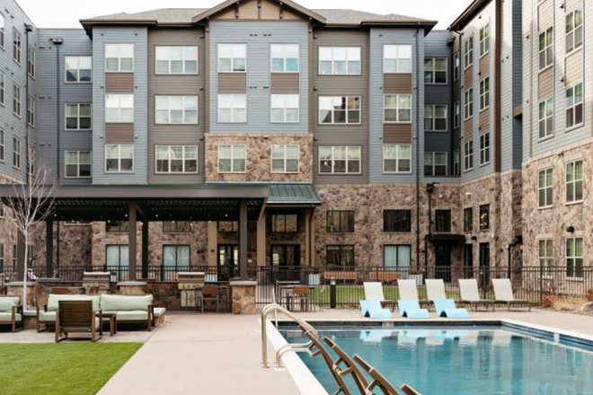 Pool - Elara apartment 3 bedroom!!!