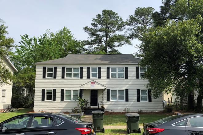 Front - 716 12th Street Apartments