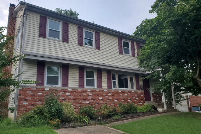 View of 5610 Berwyn Road - Spacious, Quality House, Close to Campus, Furnished, Fully Functional, With Bedding and Towels