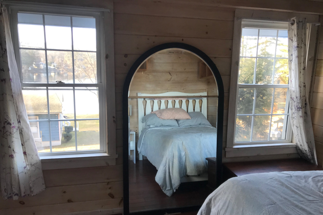 Mirror included. - Room for rent in small house. Shared bathroom, kitchen.