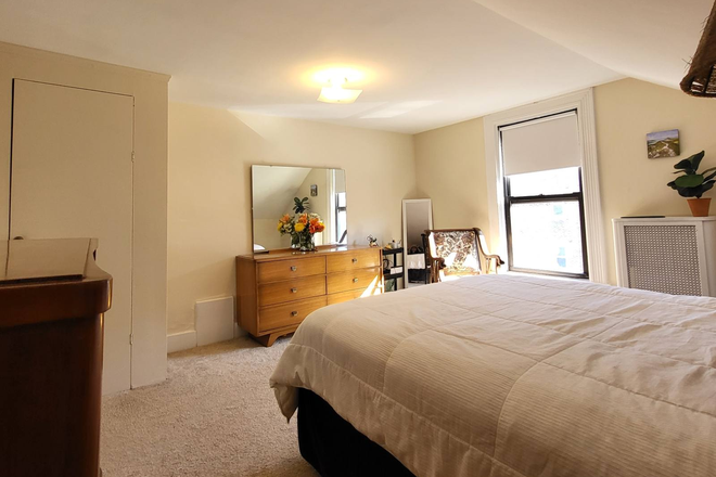 your room - bright room in shared apartment