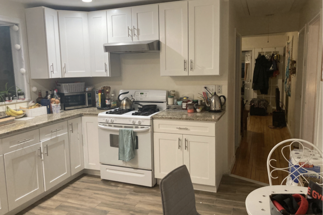 Kitchen - No Broker Fee - Spacious Renovated 4BR Apartment - Walk to Tufts - June 2026