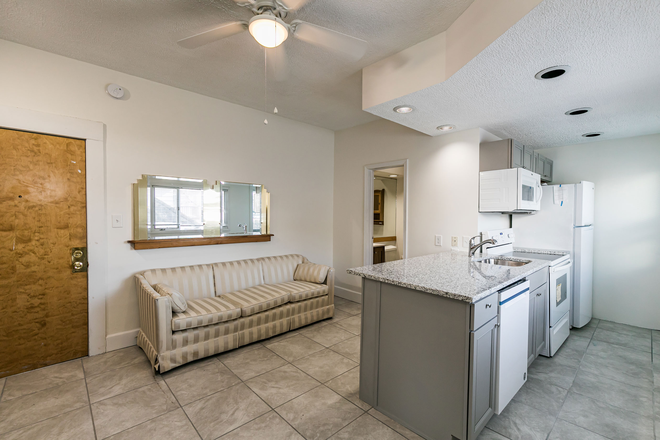 Kitchen - 1108, 1205, 1207, 1209 Madison St Move in Ready !Near Syracuse University&Upstate University Apartments