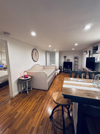 LIVING ROOM - TV AND DESK - Private Basement Suite Near Adelphi - Hofstra -NCC Apartments