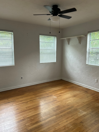 bedroom - House in University Park