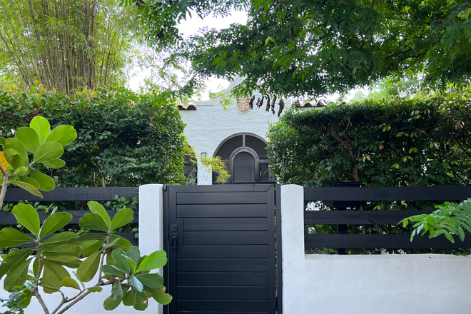 Outside Street View - Shennandoah Cottage Apartments