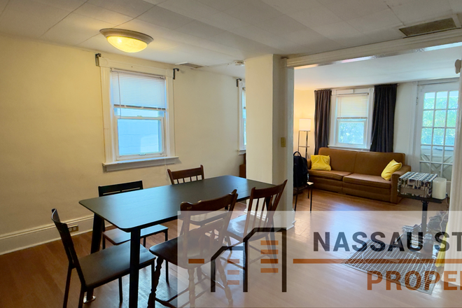 Living room - 3BR apt-Moran Ave-Princeton