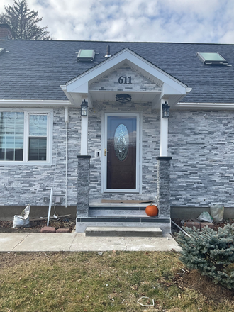 Entrace - 1BD available Brand new Housing 6min from UMass Apartments
