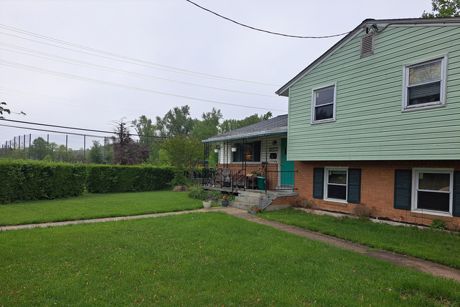 Exterior Photo - Shared Home adjacent to UMD Campus