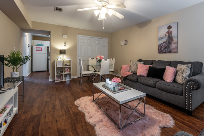 Photo - Claridge House Apartment Homes