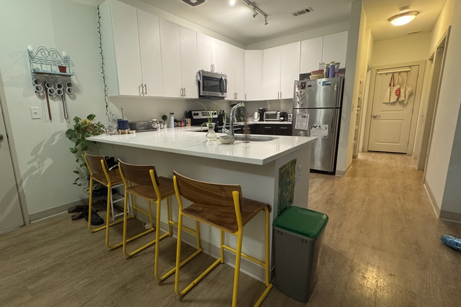 Kitchen - Landmark Apartment