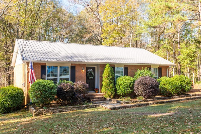  - 1339 Sanders Street