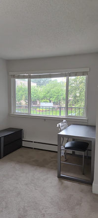 room - Summer sublease near CU Boulder Apartments