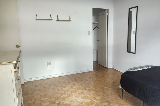 Bedroom A: $995 Private room with Single Sized Bed - Private room for rent in a shared 3 bedroom apartment at York Mills Road