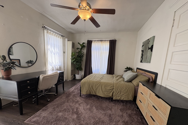 Bedroom - 1bd/1ba fully furnished sublet Apartments