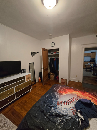Bedroom - Private Room in a 2 Bedroom 1 Bathroom Apartment Complex in Allston