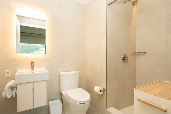 bathroom - Studio & Shared Boutique Hotel Apartments in Ponce City Market