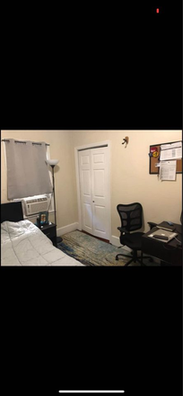 Bedroom - Walter Terrace Apartment