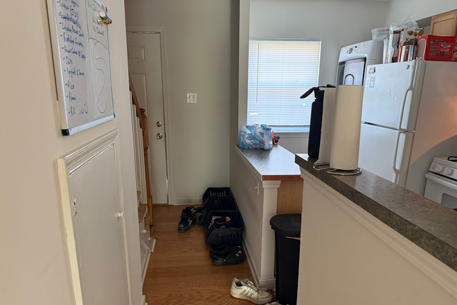 Main Hall/Foyer - Cambridge Square, Close to Grounds Townhome