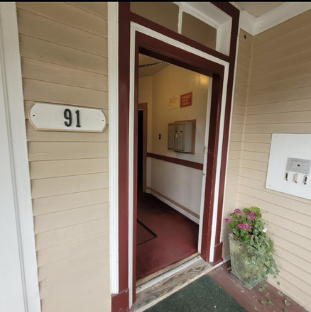 Front door - 91 Sheridan Street, Apartment #1