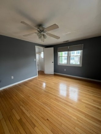 Bedroom - $1200/month Roommate needed.Sunny apartment. 10 min. walk to Bentley