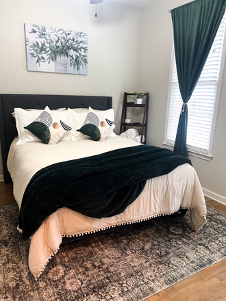 Bedroom 3 - Downtown Escape Townhome