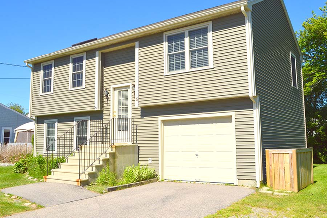 Exterior - 6 Martin Court - Scarborough Beach House