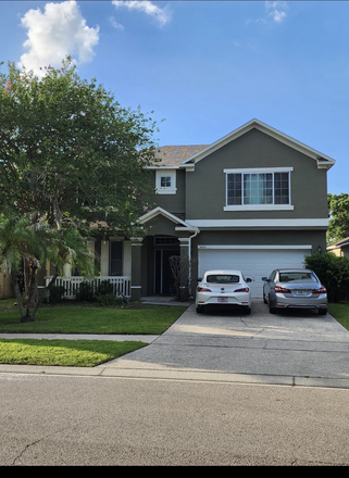 house - 5 Bed 3 Bath Pool Home