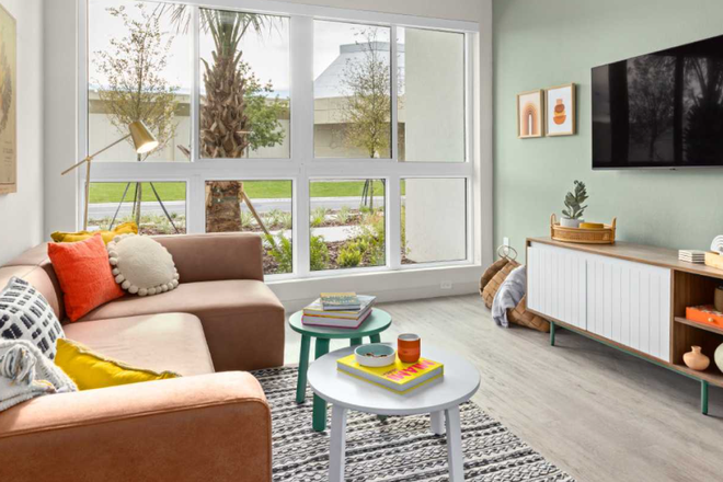 Living room - The Hub Apartments