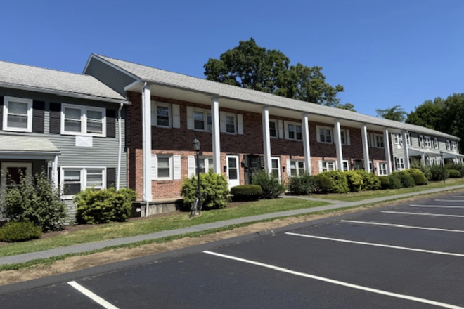 Outside street view - Crestview Apartments