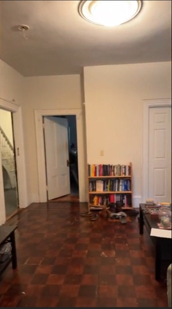 . - Amazing 2 Bed / 1 Bath w/ Heat&Hot Water Included!! Available NOW!!! Apartments