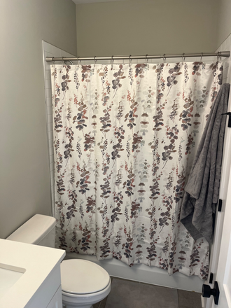 Bathroom - InvitationHomes
