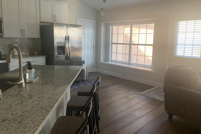 KITCHEN AND BAR - 7508 - PRIVATE BEDROOM WITH SHARED BATH - GIRLS ONLY HOUSE. FURNISHED, NEWLY REMODELED HOME