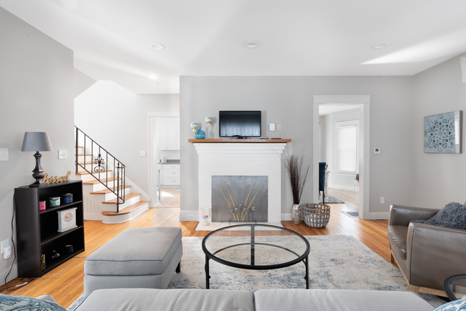 Living room - 602 Clarendon Street Syracuse NY 13210 House