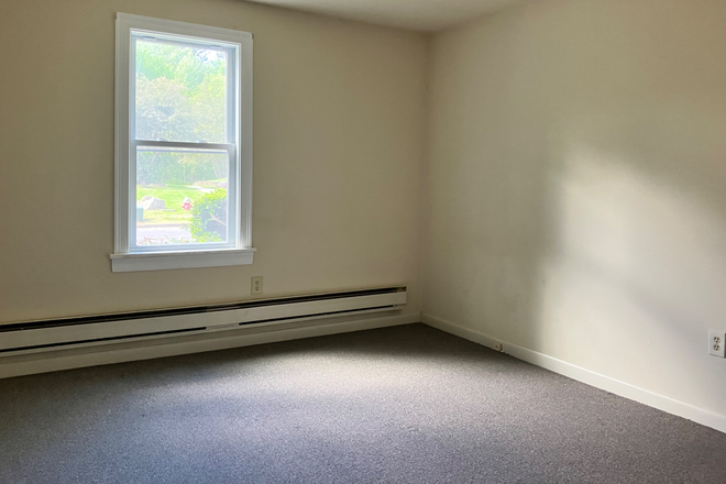 bedroom - Amherst - July 15 - Two bedroom apartment