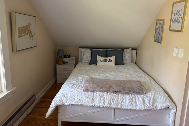 Bedroom - House close to campus