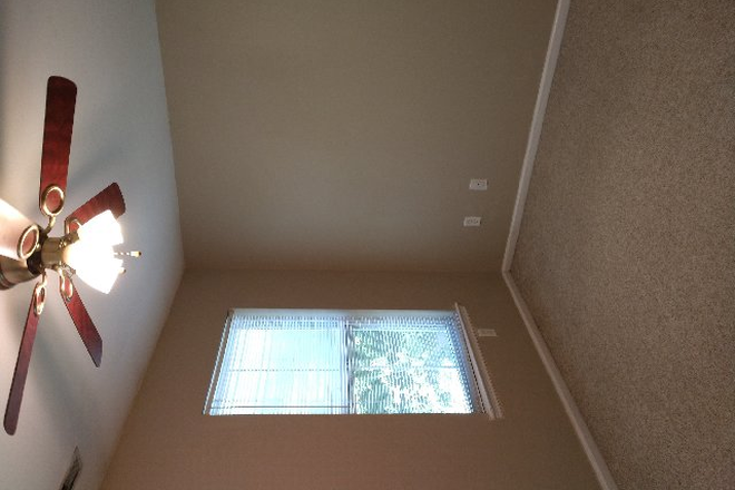 room - Close to MUSC and CofC Apartments